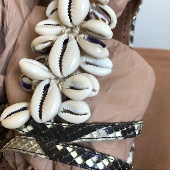 Alaia Python Shell Sandals 40 NIB - Picture 8 of 9